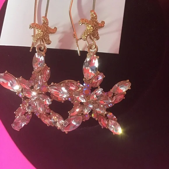 ⭐️NWT BETSEY JOHNSON STARFISH EARRINGS - Picture 6 of 11